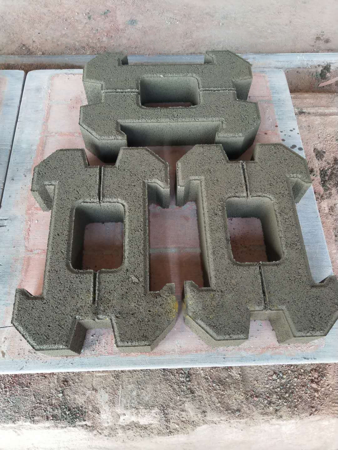 工字连锁块护坡砖